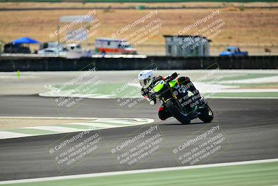 media/Sep-07-2025-TrackXperience (Sun) [[ee17e62fad]]/Level 2/Session 4 (Lower Chicane)/